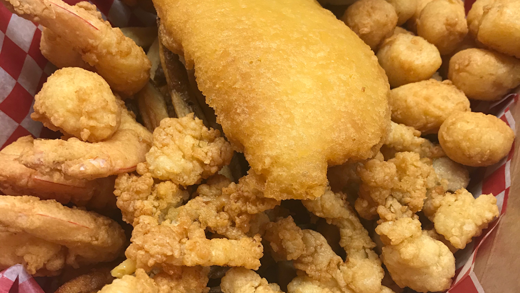 Jolly Rogers Seafood | 150 Heather Moyse Dr Unit 9, Summerside, PE C1N 5Y8, Canada | Phone: (902) 303-3225