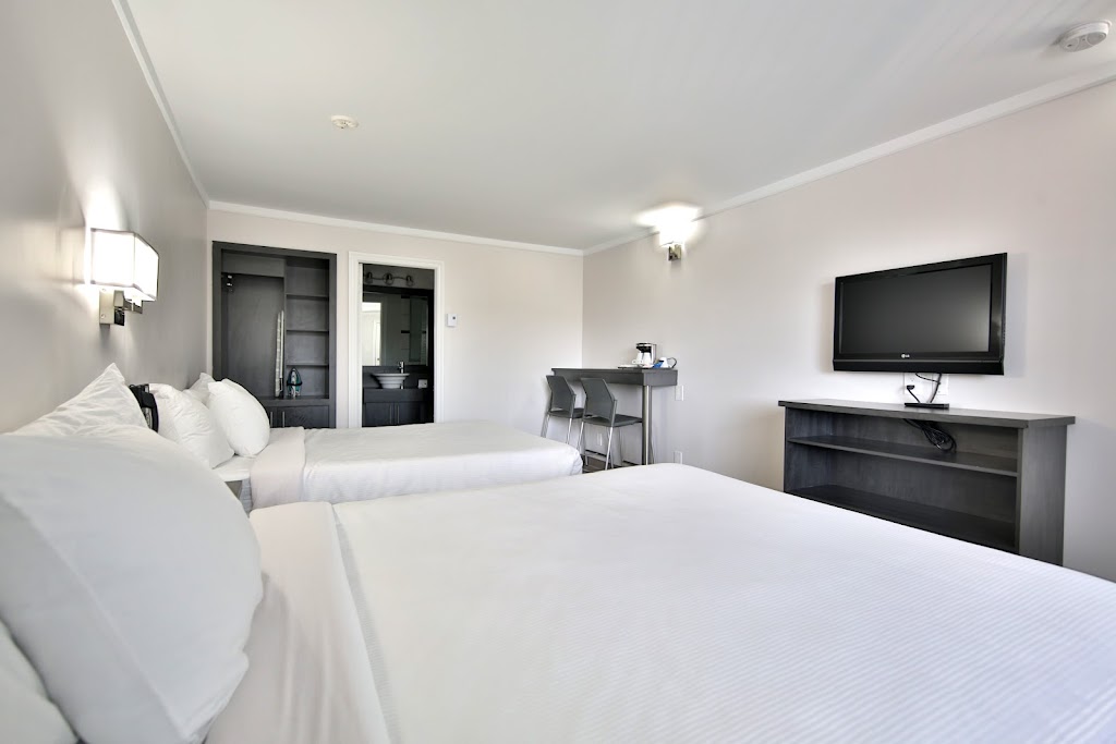 Motel Newstar Laval | 1375 Boulevard des Laurentides, Laval, QC H7N 4Y5, Canada | Phone: (579) 804-9974