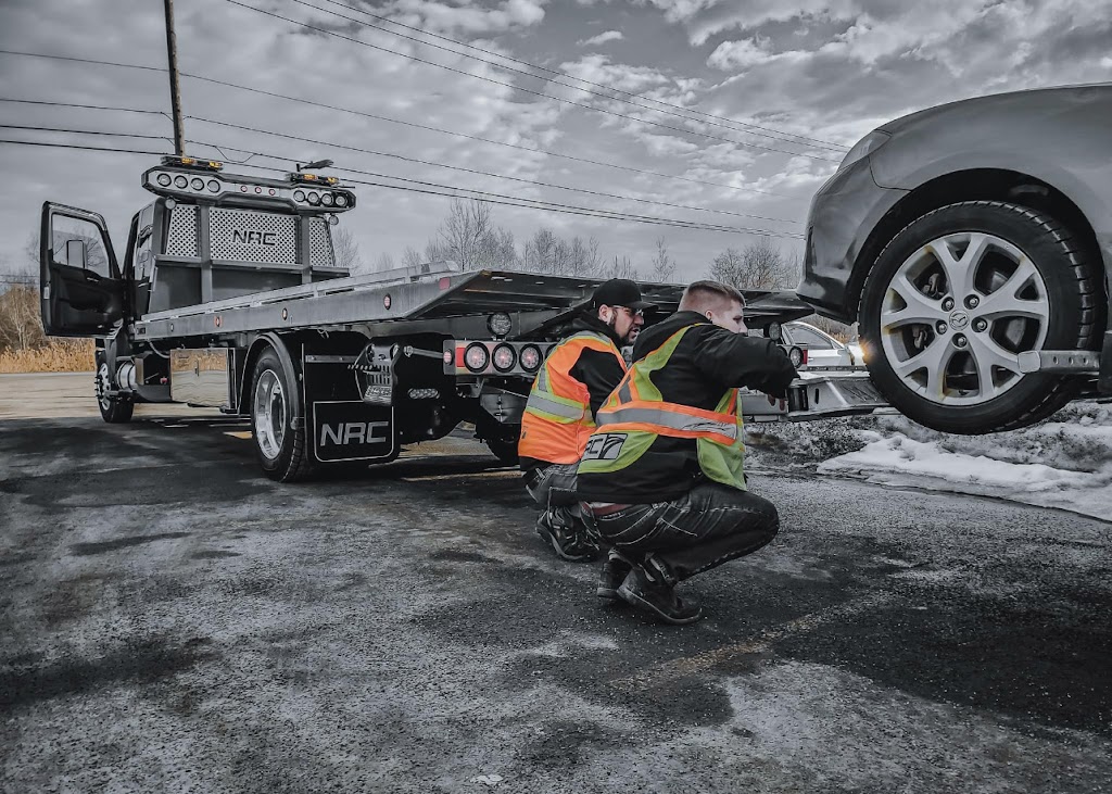 TOWING SAINT BRUNO | 4041 du Rue du Trille-Blanc, Saint-Bruno-de-Montarville, QC J3V 6L5, Canada | Phone: (450) 286-0699
