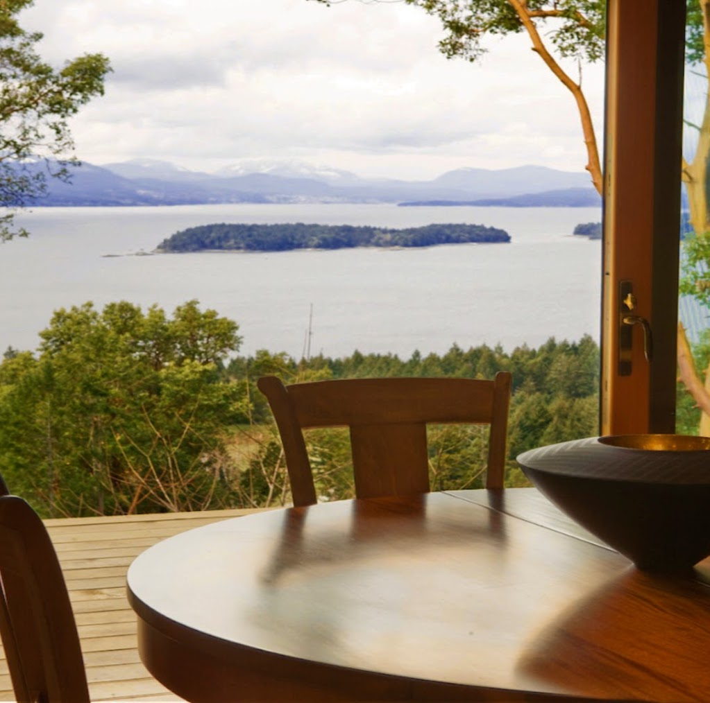 Bamboo Grove | 203 Pringle Farm Rd, Salt Spring Island, BC V8K 2Y2, Canada | Phone: (250) 537-5760
