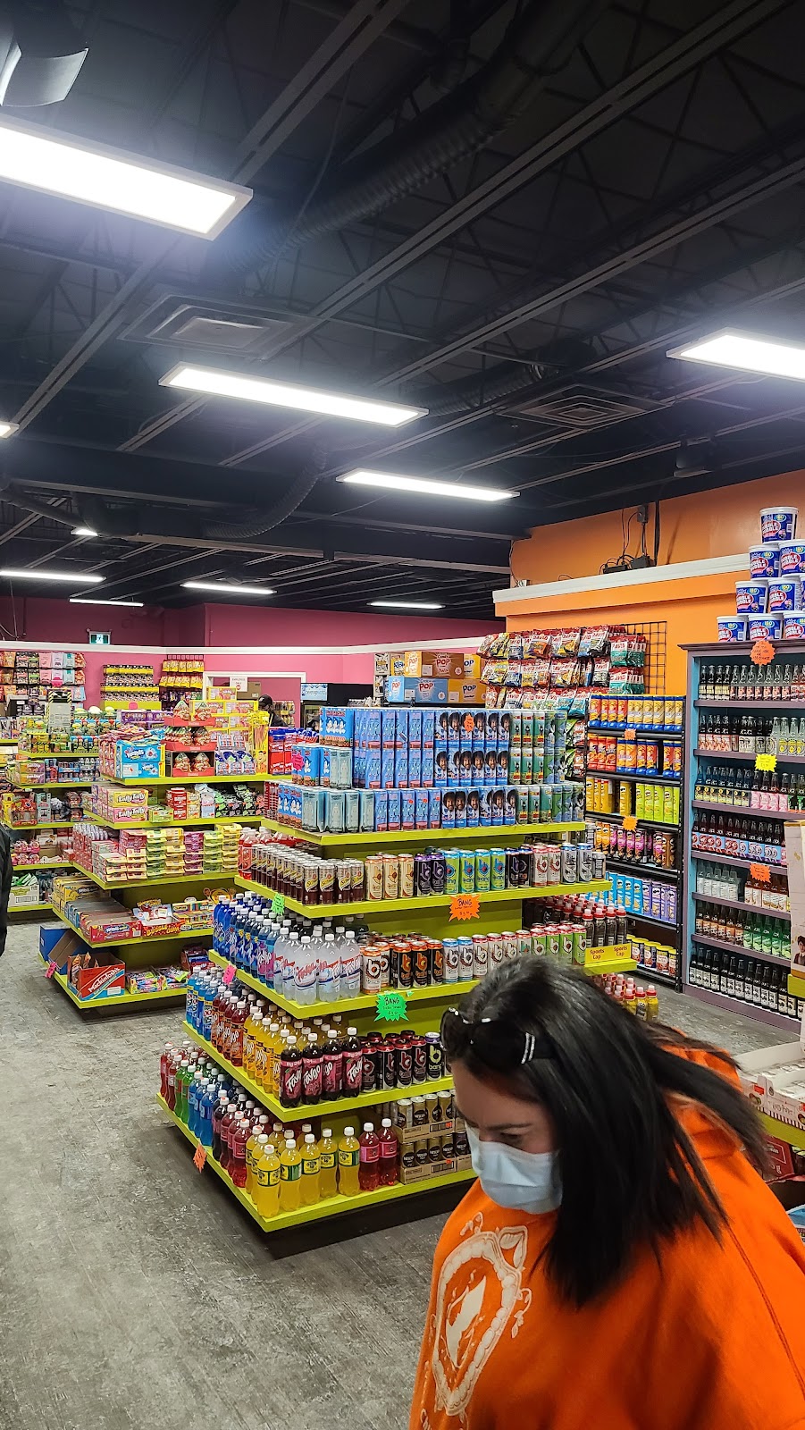Sweet Life Candy & Pop Shop (3-354 King St. N., Waterloo) | 354 King St N #3, Waterloo, ON N2J 2Z2, Canada | Phone: (519) 886-5433
