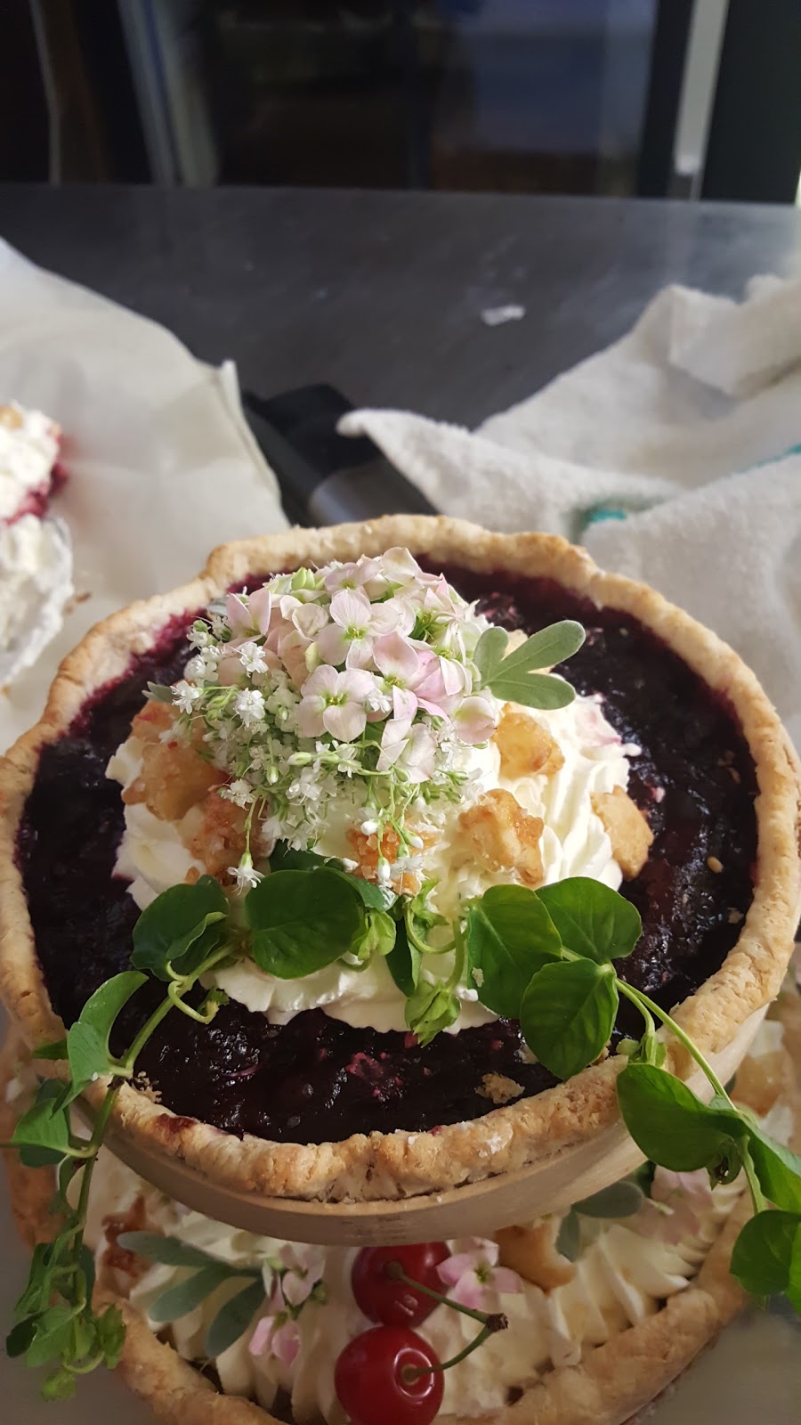 Pie Junkie | 8 Spruce Center SW, Calgary, AB T3C 3B3, Canada | Phone: (403) 452-3960