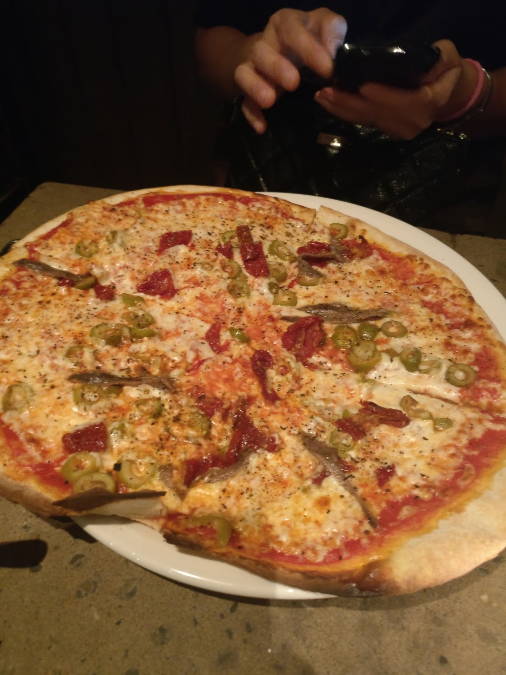 Pizza Banfi | 333b Lonsdale Rd, Toronto, ON M5P 1R3, Canada | Phone: (416) 322-5231