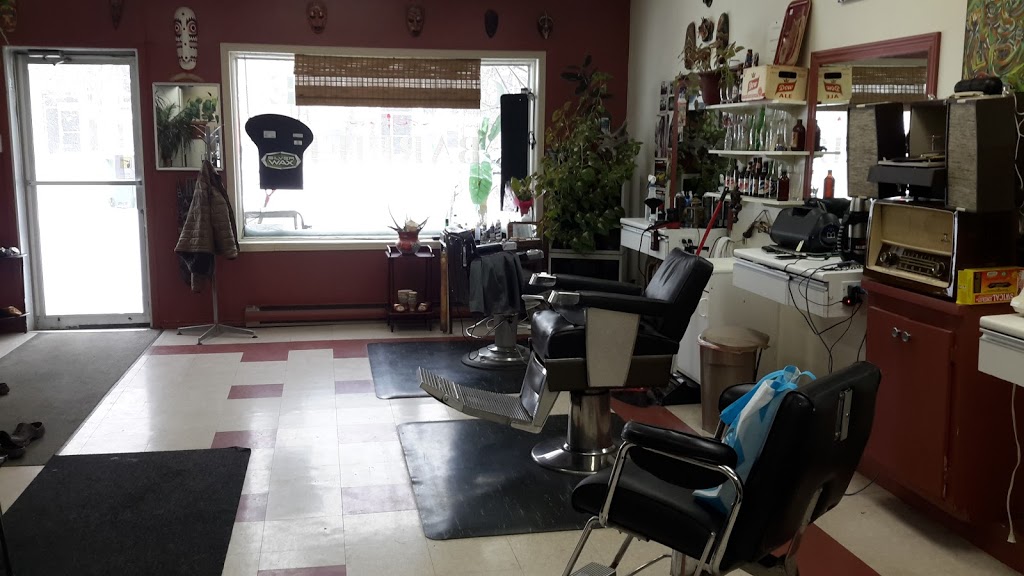 Salon Goulet | 9432 Boulevard Henri-Bourassa, Québec, QC G1G 4E6, Canada | Phone: (418) 626-5483