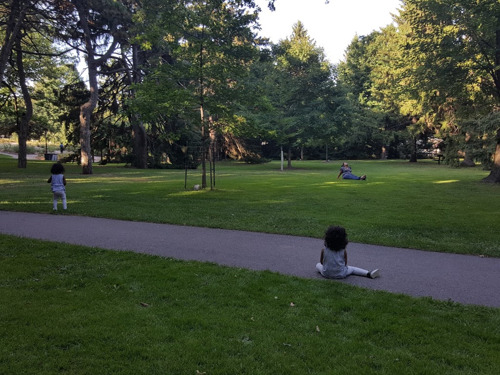 Birchmount Park | 93 Birchmount Rd, Scarborough, ON M1N 3J7, Canada | Phone: (416) 396-4311