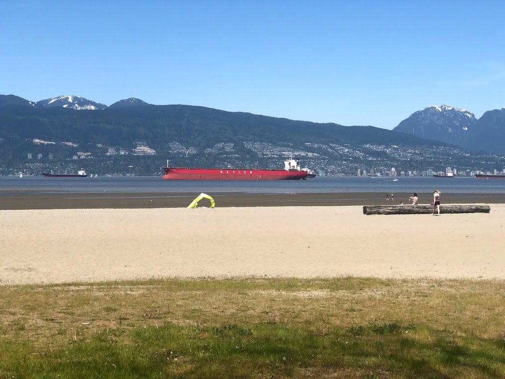 Chris Ingram Real Estate | Helping People Buy And Sell Homes | 2429 152 St #100, Surrey, BC V4P 1N4, Canada | Phone: (604) 341-2558