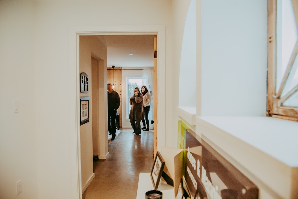 The Hughes-Jones Centre for People and Animals | 775 Highland Park Rd, Nine Mile Creek, PE C0A 1H2, Canada | Phone: (902) 894-5452