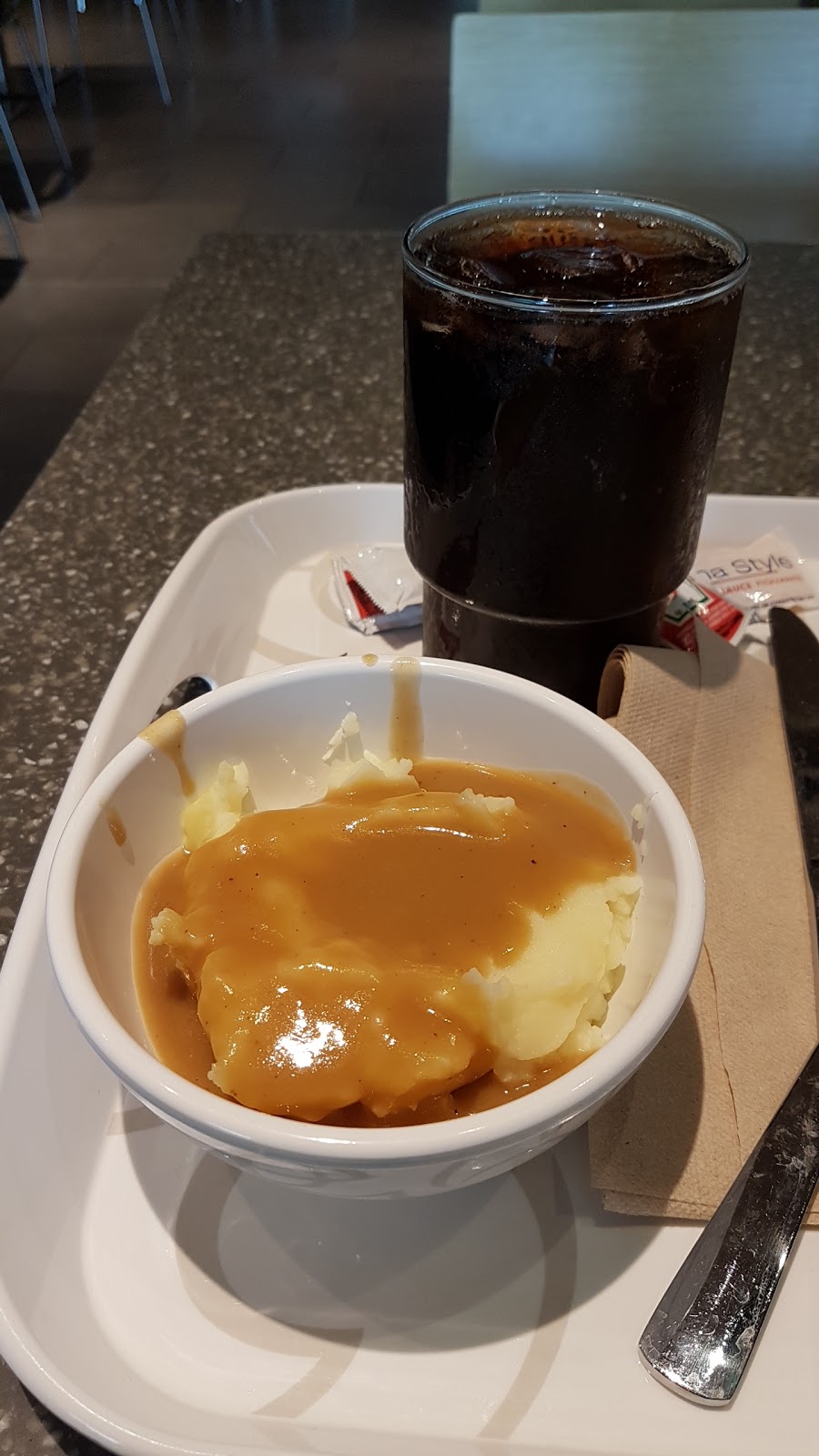 KFC | #733K, 3401 Dufferin St, North York, ON M6A 2T9, Canada | Phone: (416) 256-7738