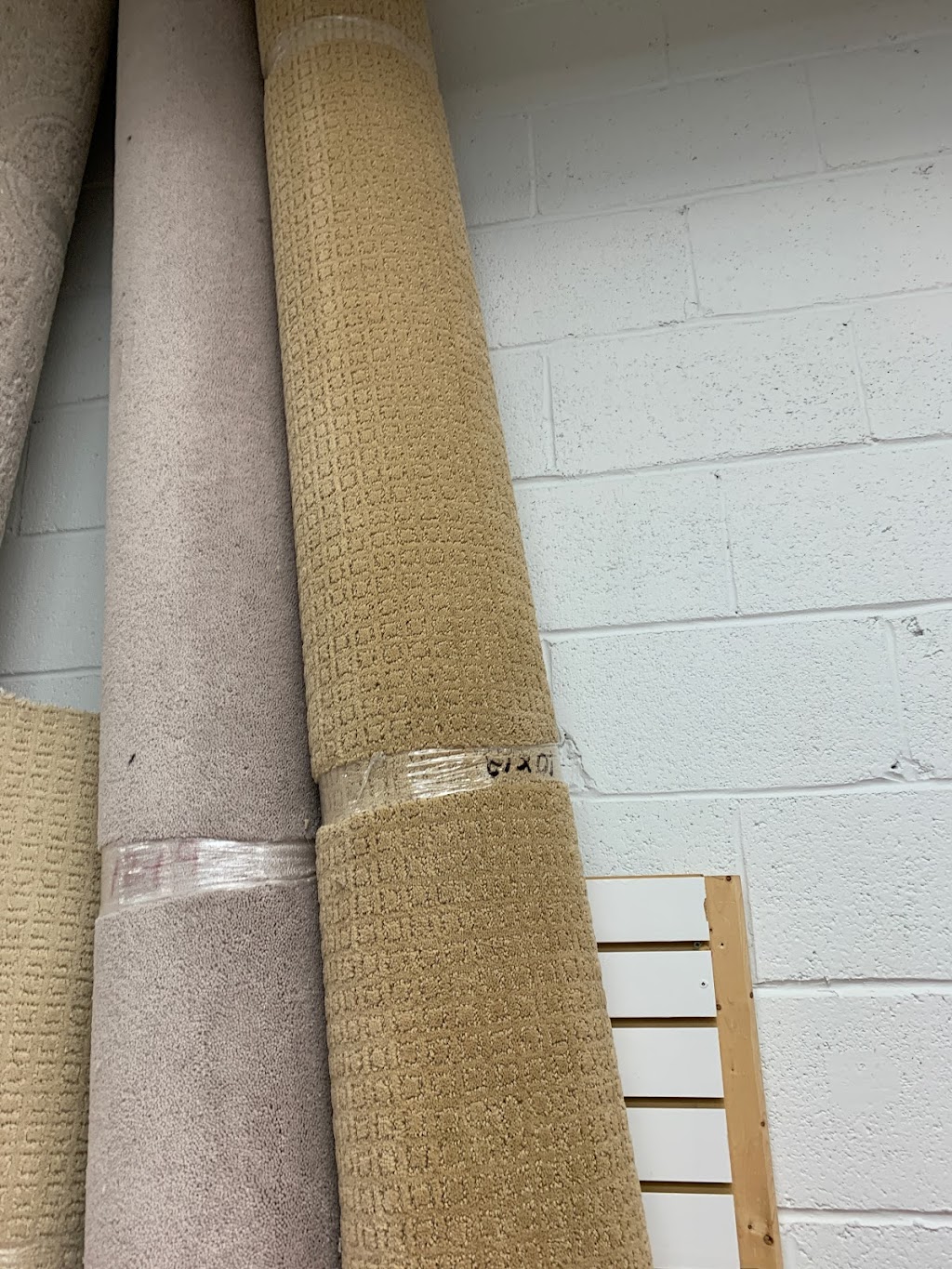 Thorncliffe Carpet & Flooring Inc. | 2 Thorncliffe Park Dr #35, East York, ON M4H 1H2, Canada | Phone: (416) 899-6934
