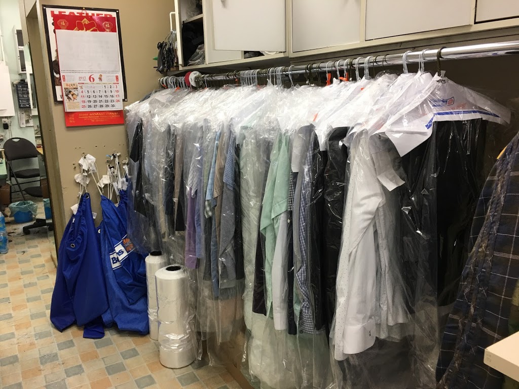 Browns Cleaners & TM Tailors | 1430 Prince of Wales Dr, Ottawa, ON K2C 1N6, Canada | Phone: (613) 225-5868