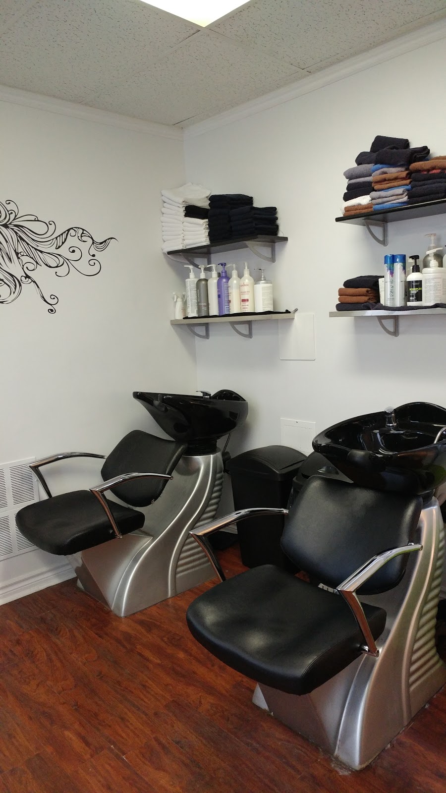 Salon Kaley | hair care | 85 Ontario St, Oshawa, ON L1G 4Y9, Canada | 2893873034 OR +1 289-387-3034