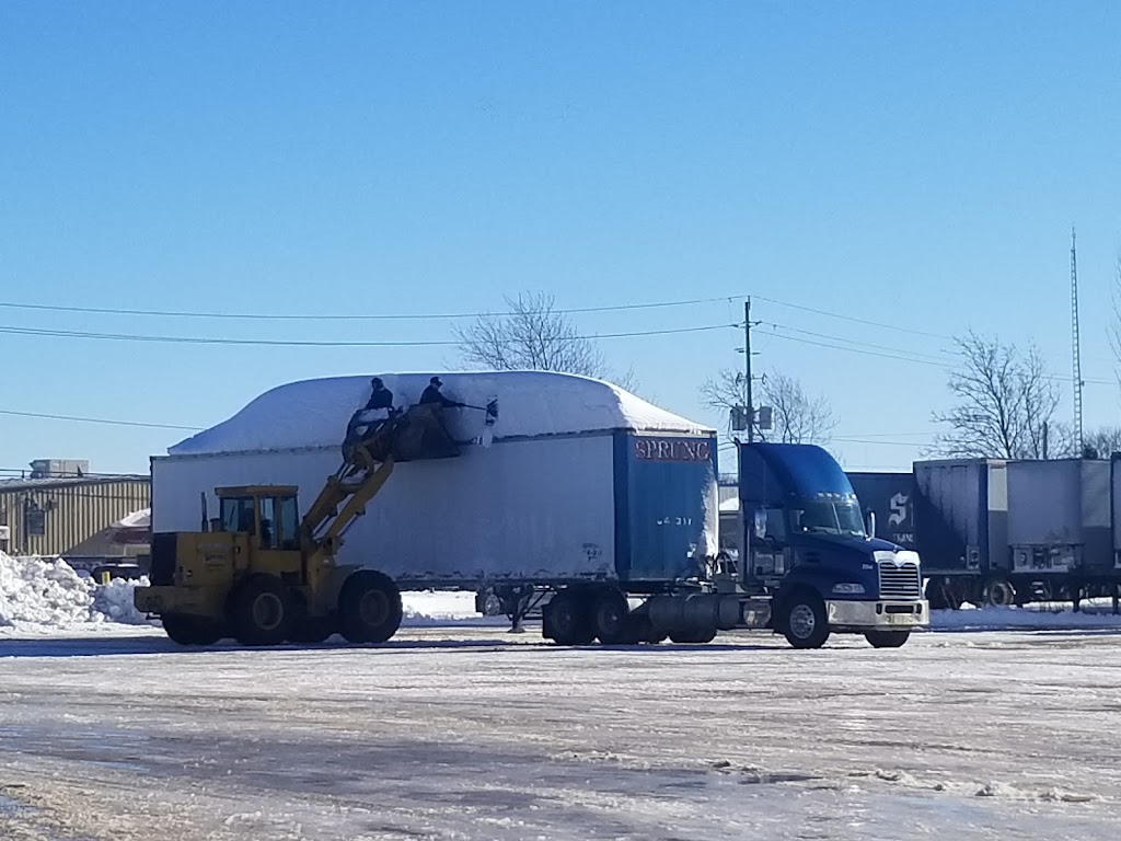 Sprungs Transport & Movers Ltd | 2100 16th Ave E, Owen Sound, ON N4K 5P7, Canada | Phone: (519) 376-7319