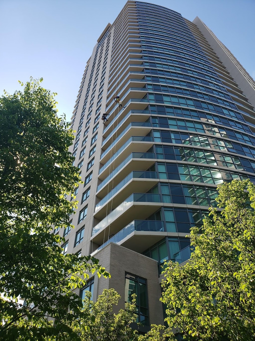 Himalayas Window Cleaner Toronto . | 2307 Lake Shore Blvd W B3, Etobicoke, ON M8V 1A6, Canada | Phone: (416) 846-9963