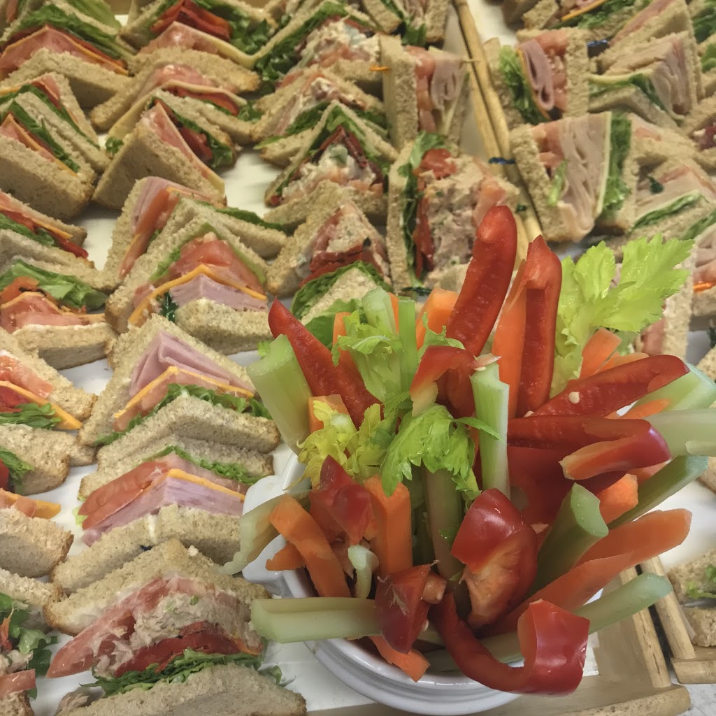 La Fourchette Cafe | 1951 Glen Dr, Vancouver, BC V6A 4K4, Canada | Phone: (604) 255-5445