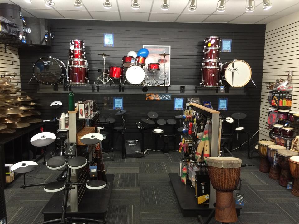 Long & McQuade Musical Instruments | 10832 82 Ave NW, Edmonton, AB T6E 2B3, Canada | Phone: (780) 439-0007