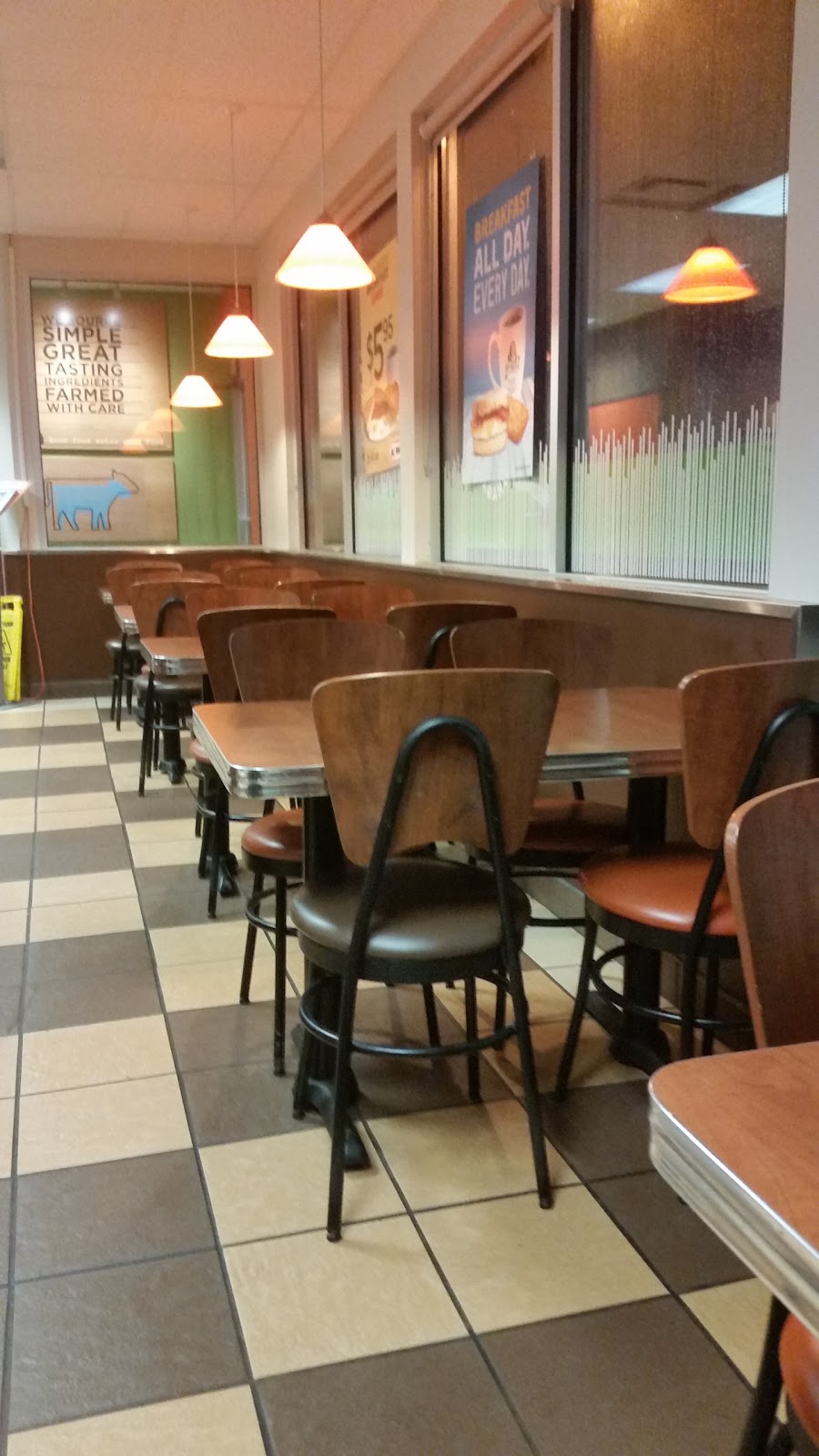 A&W Canada | 351 Argyle St S, Caledonia, ON N3W 1K7, Canada | Phone: (289) 284-1035