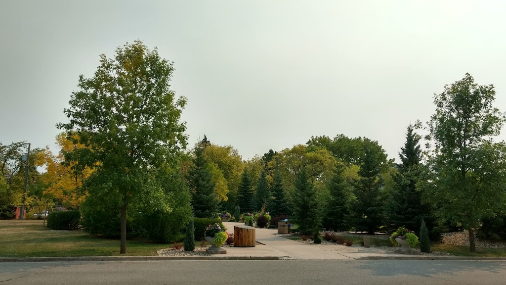 HELENA LOEWEN GARDEN | 255 Elmdale St, Steinbach, MB R5G 0C9, Canada