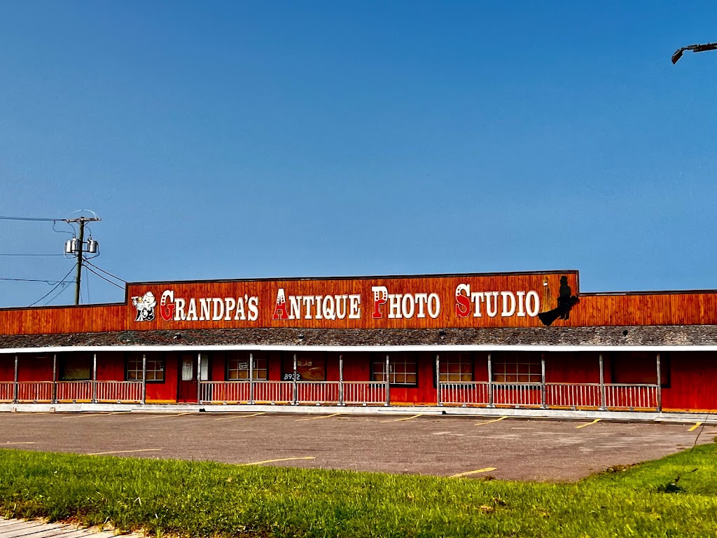 Grandpas Antique Photo Studio | 8932 Cavendish Rd #6, Hunter River, PE C0A 1N0, Canada | Phone: (902) 360-2000