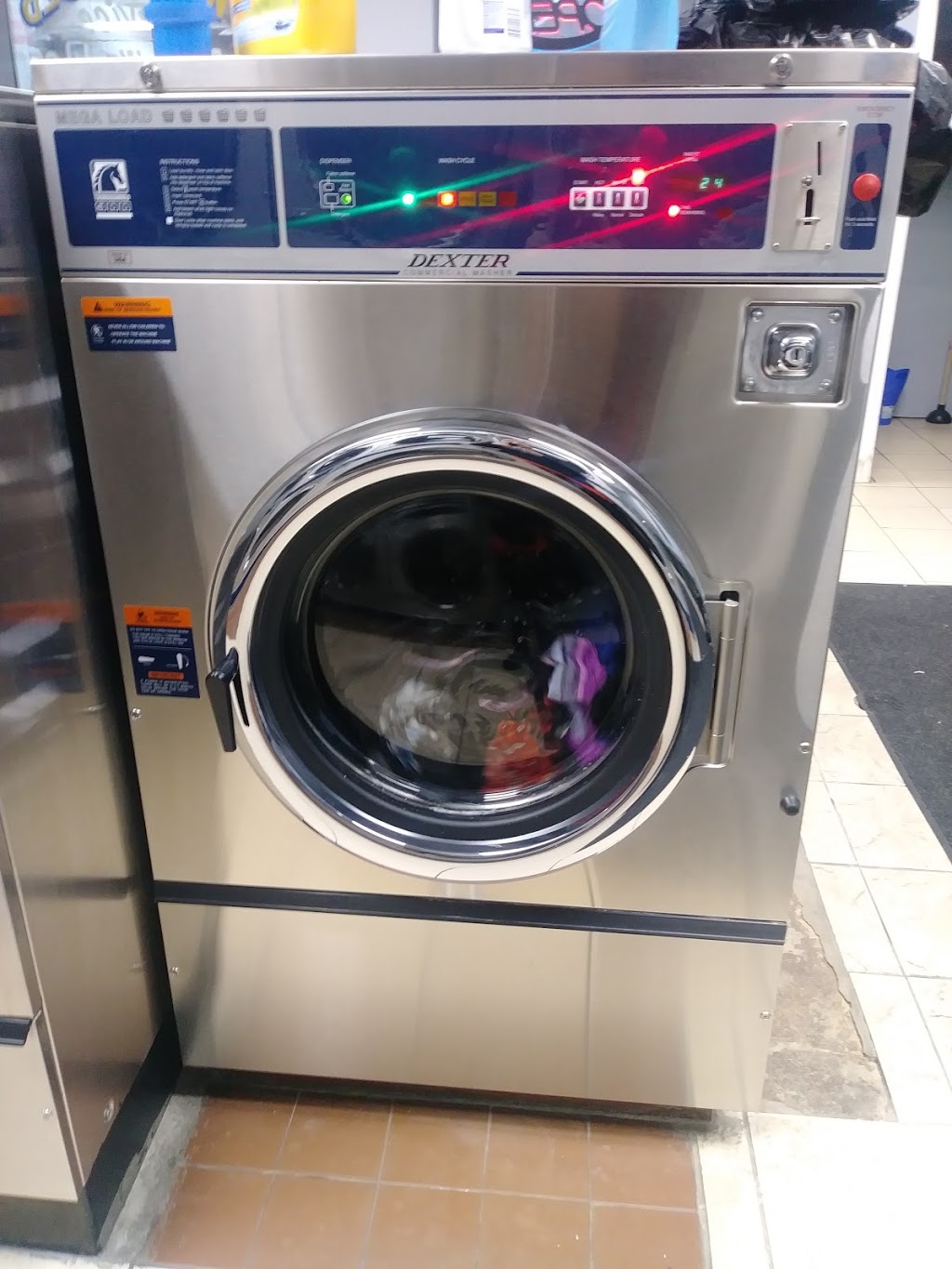 King Coin Laundry & Laundromat Cambridge Preston | 1453 King St E, Cambridge, ON N3H 3R3, Canada | Phone: (519) 650-5112
