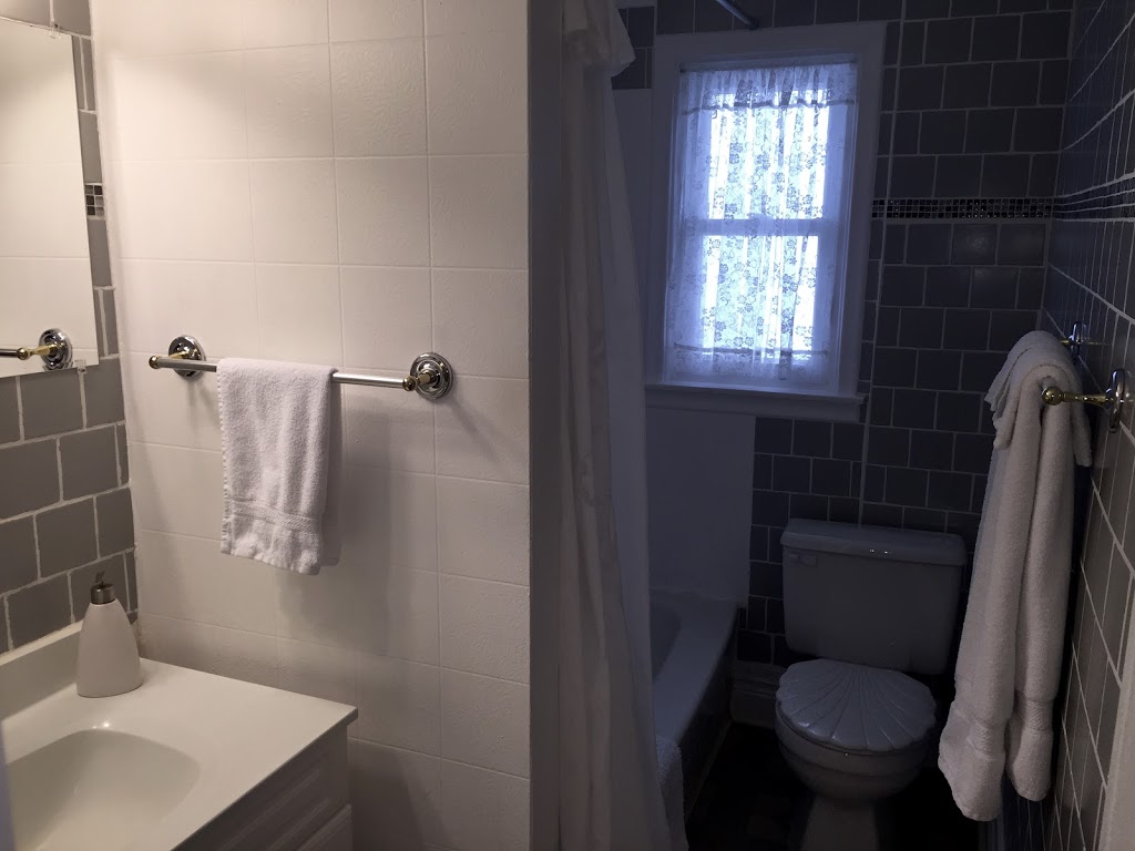 Always Inn B&B | 4327 Simcoe St, Niagara Falls, ON L2E 1T5, Canada | Phone: (905) 371-0840