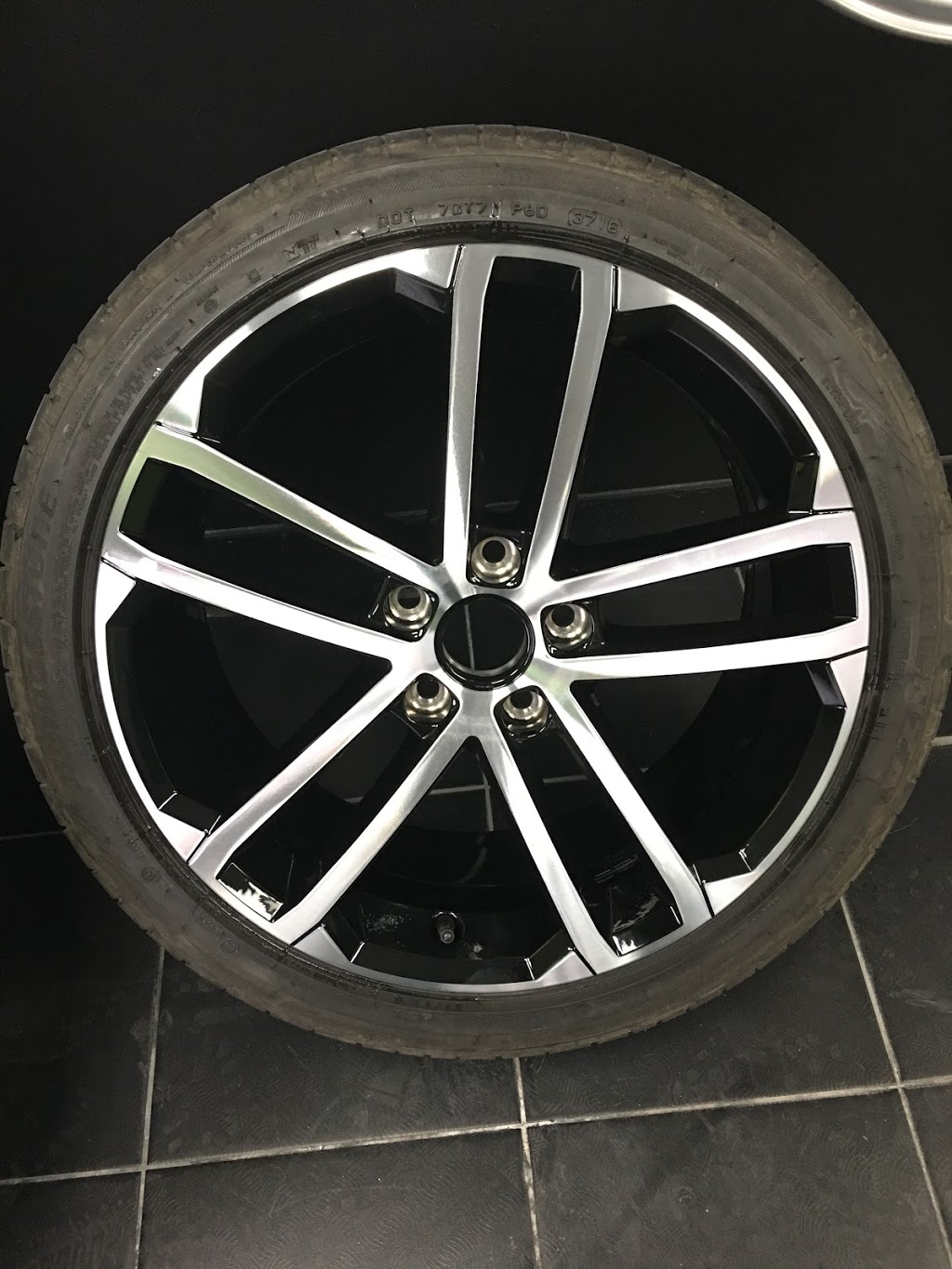 LEPRECON Rim Repair Centre | 219 Connie Crescent #3, Concord, ON L4K 1L4, Canada | Phone: (888) 907-5515
