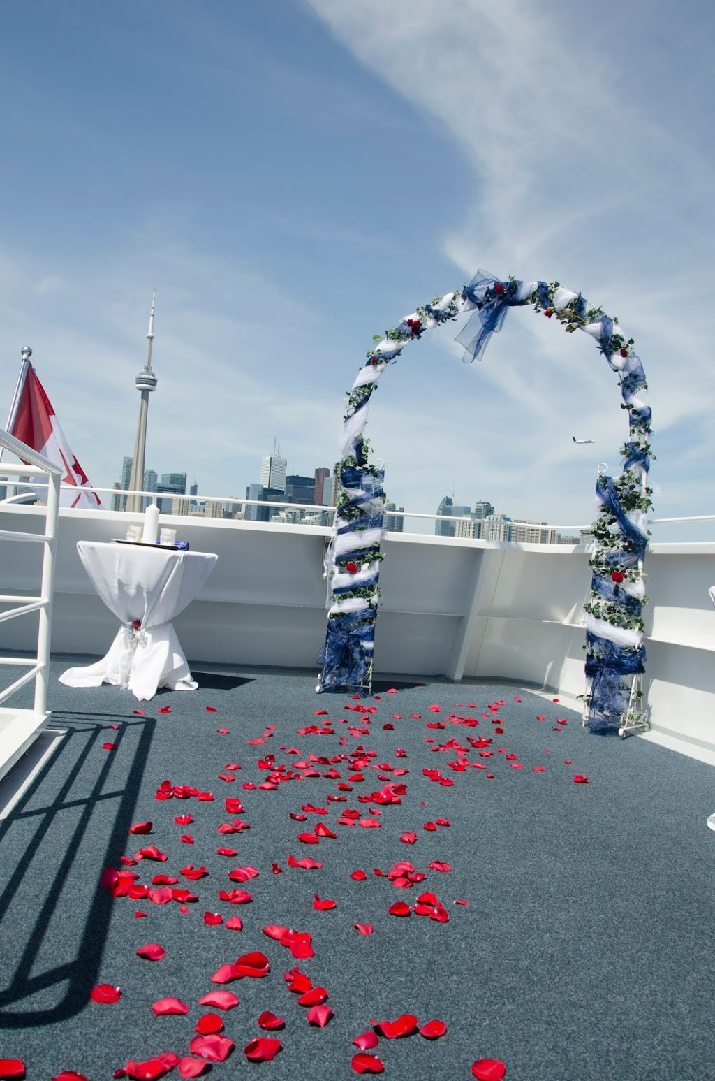 Yankee Lady Cruises | 249 Queens Quay W #110, Toronto, ON M5J 2N5, Canada | Phone: (416) 868-0000
