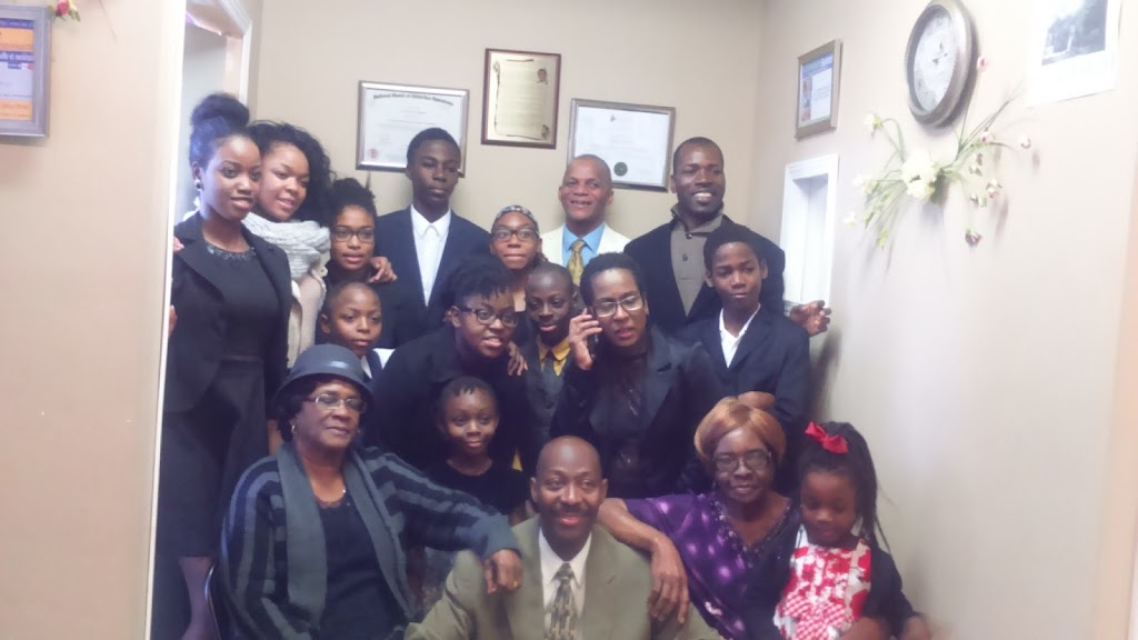 Église Missionnaires de Jésus-Christ | 6020 Bd Laurier, Terrebonne, QC J7M 0A1, Canada | Phone: (514) 850-9715