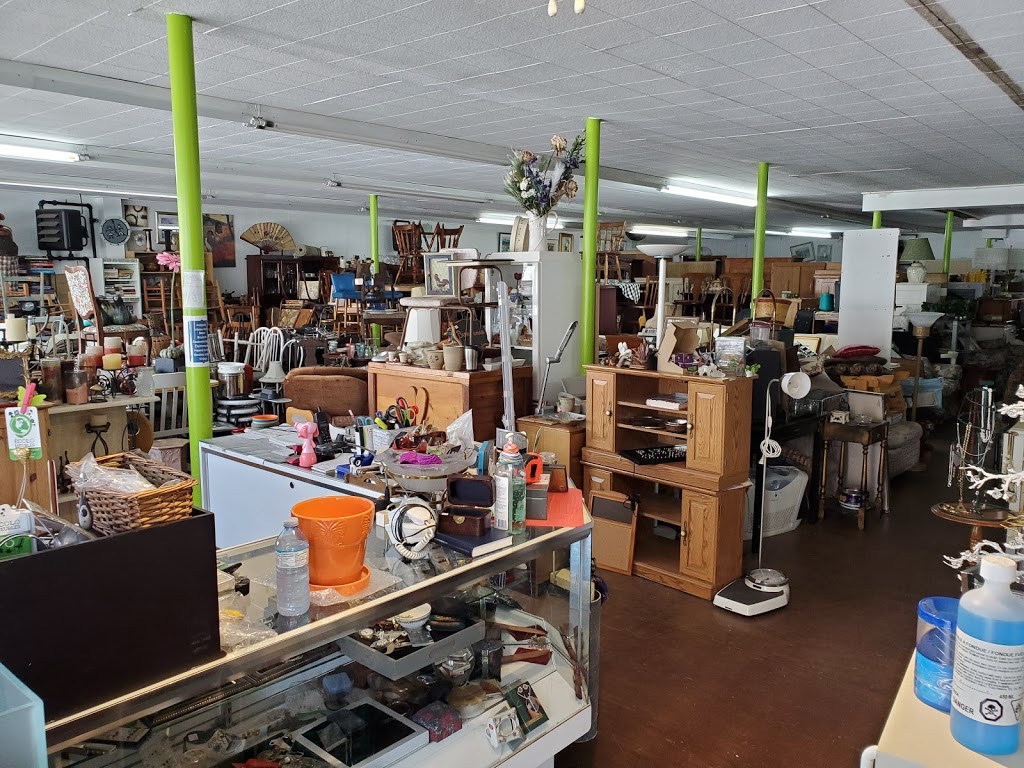 Ecolo Meubles | 140 12e Av, Drummondville, QC J2B 2Y7, Canada | Phone: (819) 850-6776