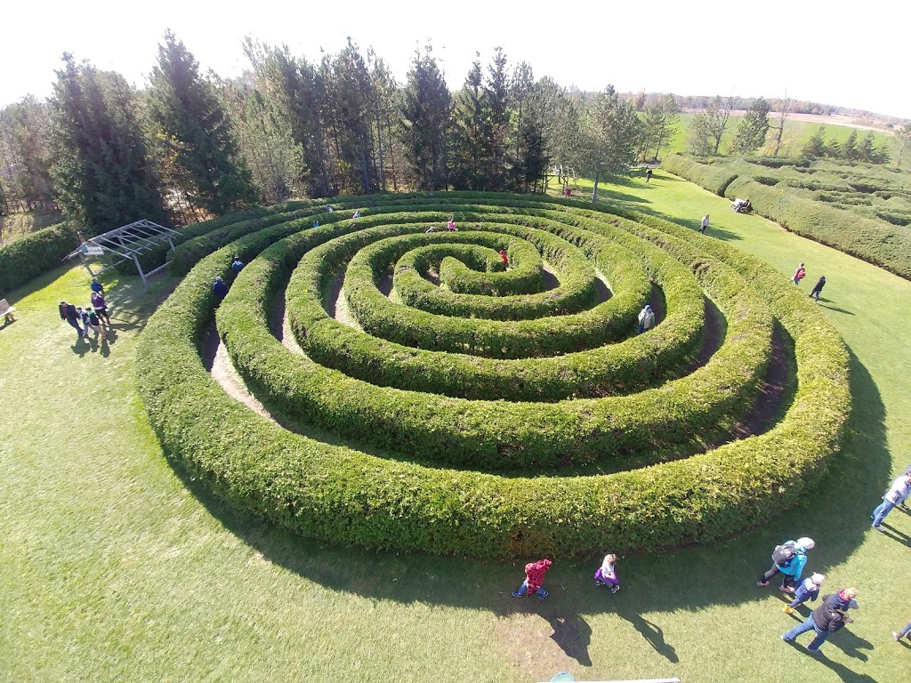 Saunders Farm | 7893 Bleeks Rd, Ottawa, ON, Canada | Phone: (613) 838-5440