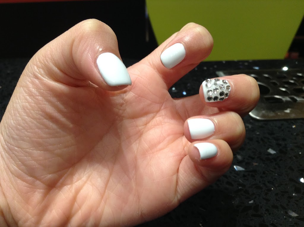 Tina Nail & Spa | 104-2690 Mill Bay Rd, Mill Bay, BC V0R 2P1, Canada | Phone: (250) 929-2227
