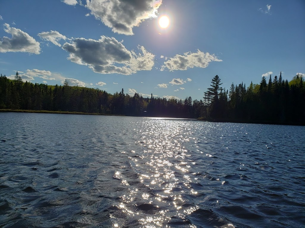 Pourvoirie Ayapewa | Saint-Alexis-des-Monts, QC J0K 1V0, Canada | Phone: (514) 206-7652