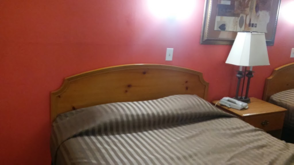 Coquitlam Sleepy Lodge | 730 Clarke Rd, Coquitlam, BC V3J 3Y1, Canada | Phone: (604) 937-7737