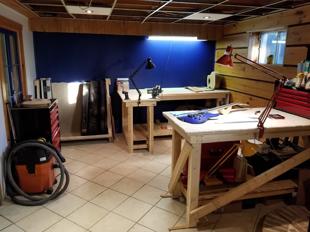 Guitares Lambert | 1745 Chemin de la Belle Rivière, Sainte-Julie, QC J3E 1Y2, Canada | Phone: (514) 515-9147