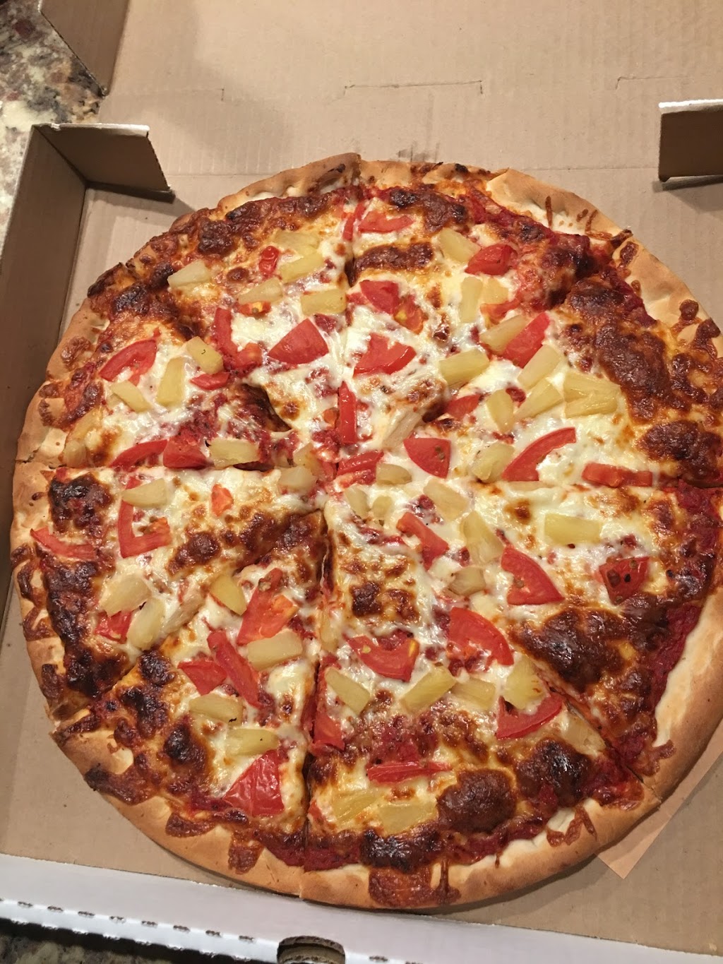 Canadian King Pizza | 3892 Carey Rd, Victoria, BC V8Z 4C8, Canada | Phone: (250) 479-9990