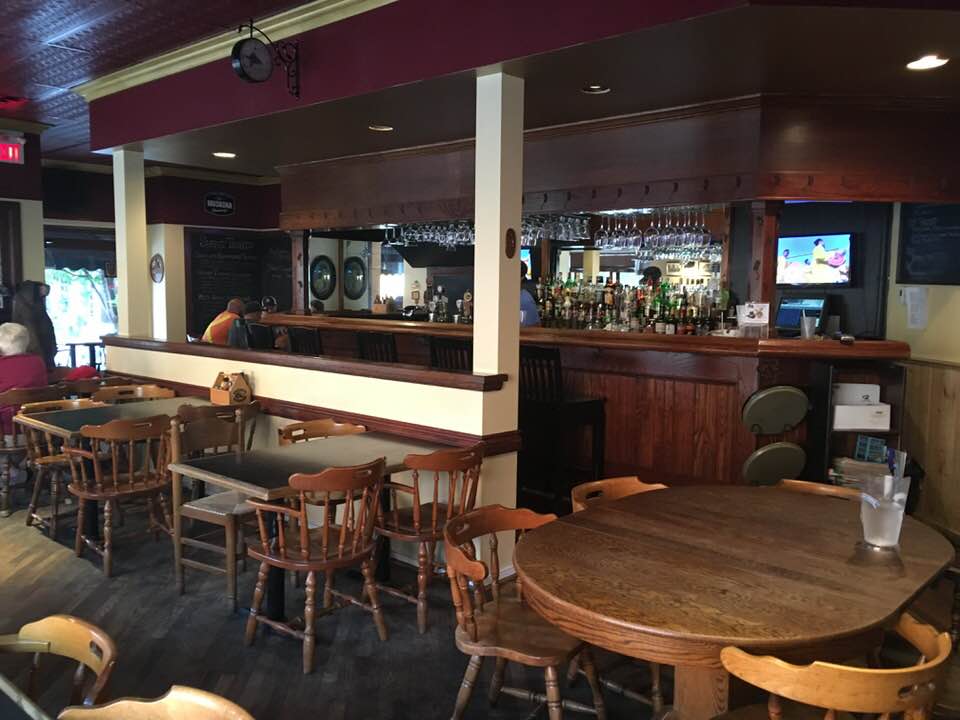 The Old Mill House Pub | 141 Mill St, Creemore, ON L0M 1G0, Canada | Phone: (705) 466-5244