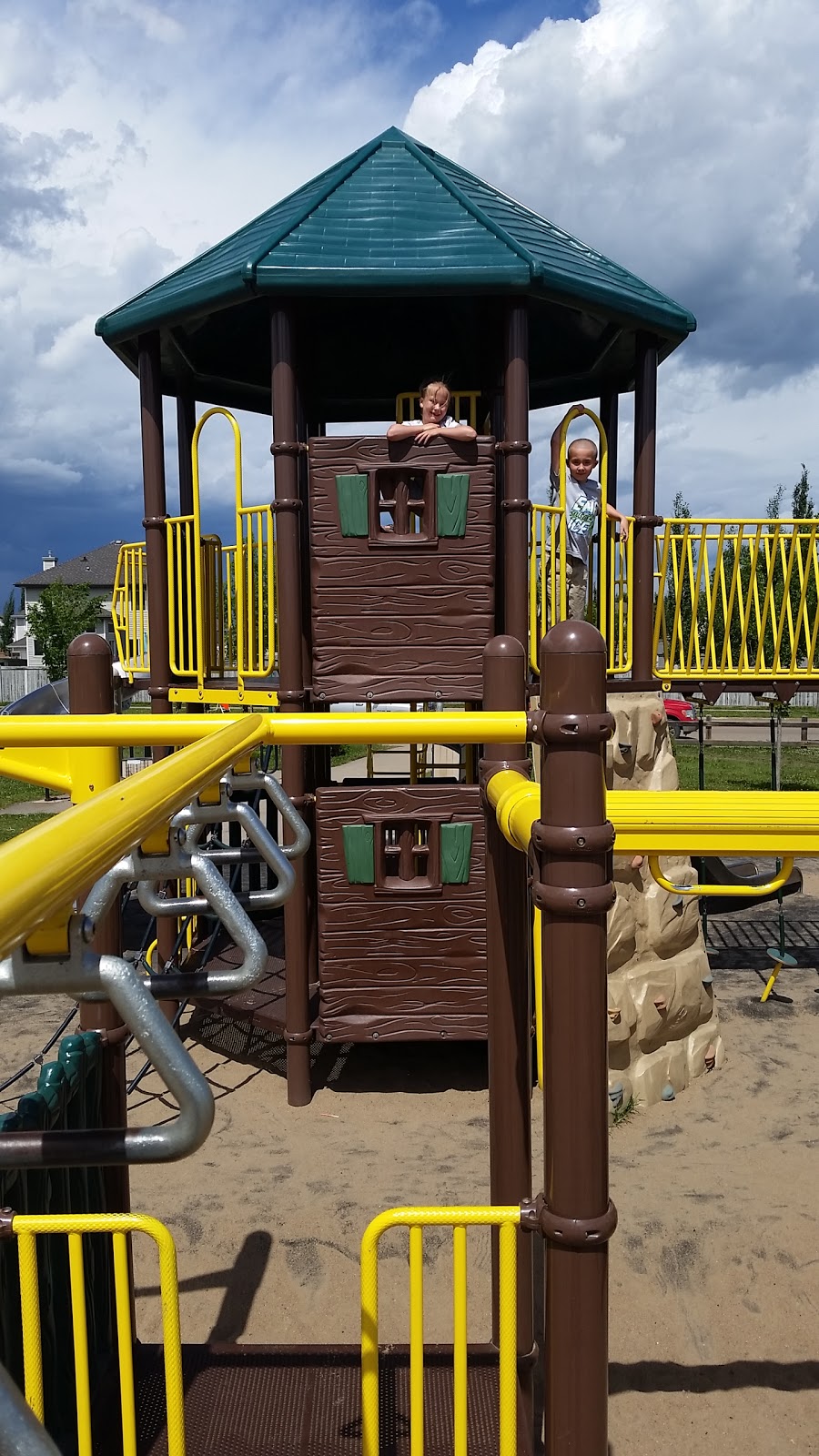 Hudson Park | Cumberland Rd NW, Edmonton, AB T6V 1X9, Canada | Phone: (780) 651-6456