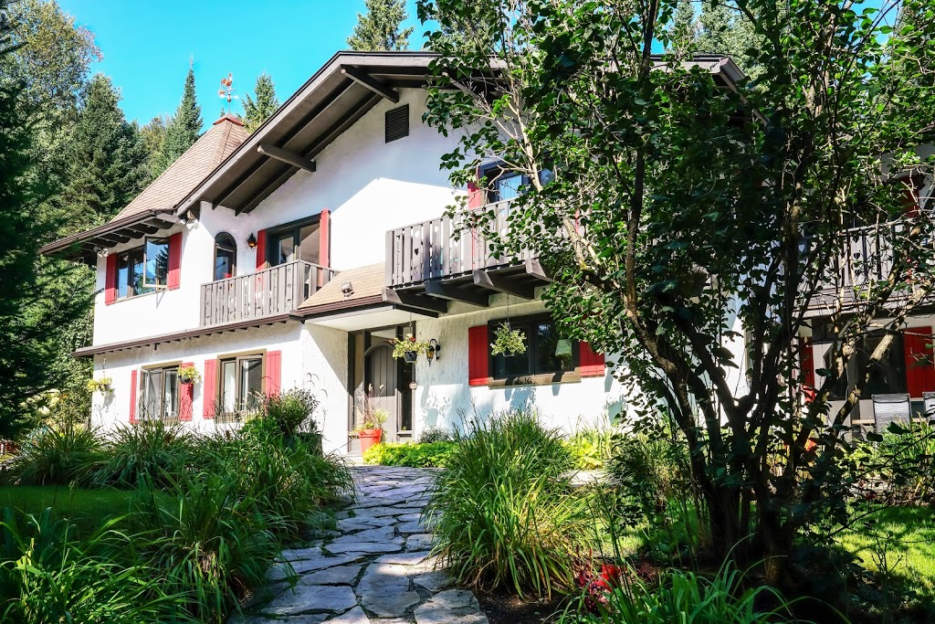 Les Maisons Péladeau - Pavillon Pierre-Péladeau | 3050 Rang 1 Doncaster, Val-David, QC J0T 2N0, Canada | Phone: (866) 735-2366