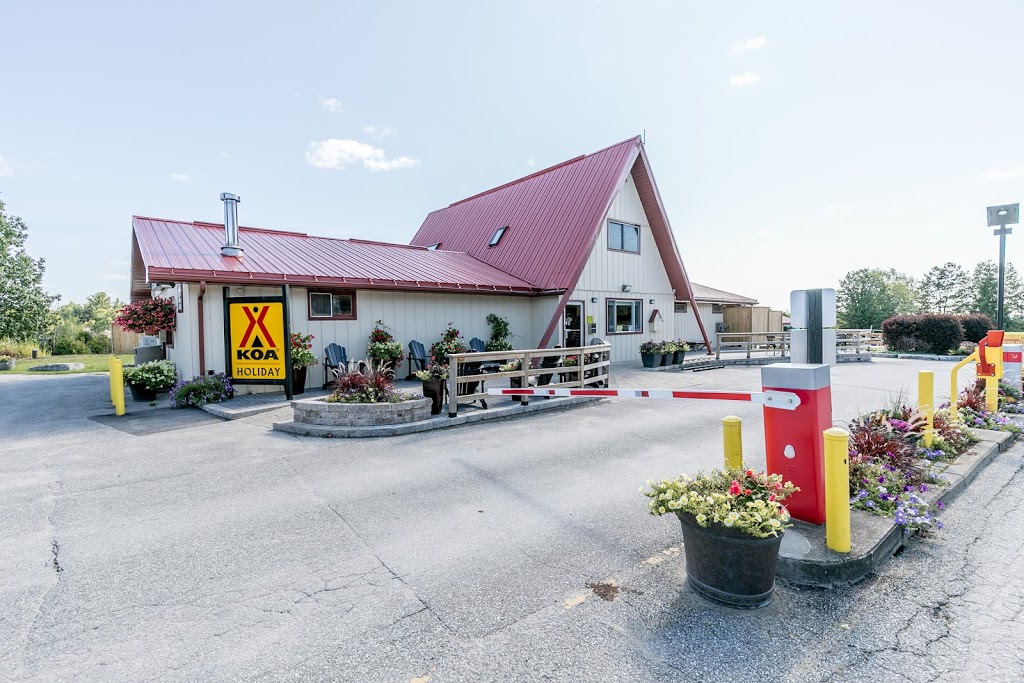 Barrie KOA Holiday | 3138 Penetanguishene Rd, Barrie, ON L9X 1Z7, Canada | Phone: (705) 726-6128