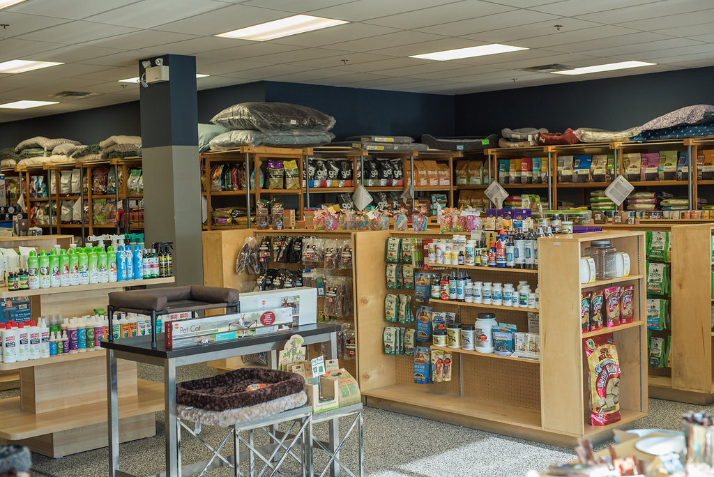 Pet Planet Millrise Plaza | Storefront OPEN | 150 Millrise Blvd SW Unit 3133, Calgary, AB T2Y 5G7, Canada | Phone: (403) 873-9297