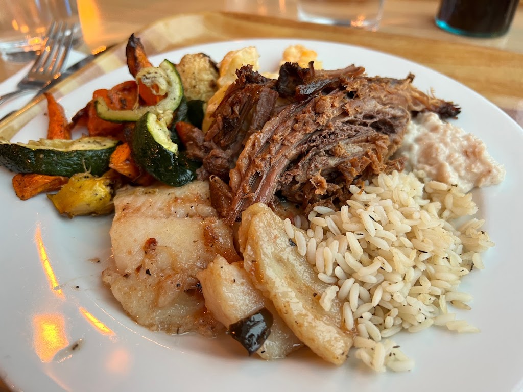 Northern Lights Alpine Kitchen | 100 Mountain Ave, Banff, AB T1L 1J3, Canada | Phone: (866) 756-1904