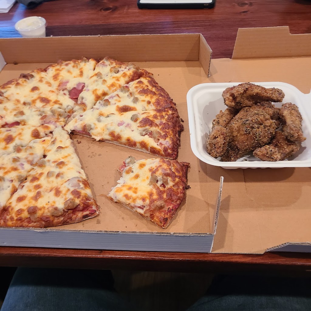 Skippys Pizza | 118 Queen St E, St. Marys, ON N4X 0A6, Canada | Phone: (519) 284-1864