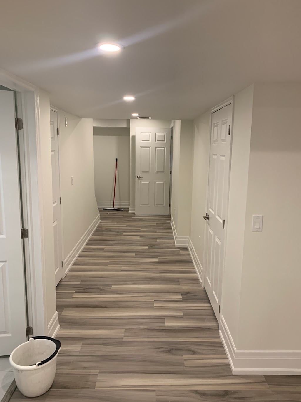 Top flip | 3912 Coachman Cir, Mississauga, ON L5M 6R3, Canada | Phone: (647) 917-7746