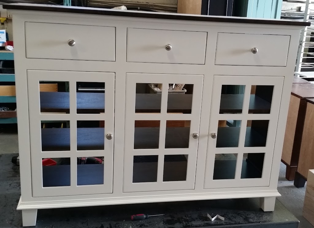 TMH Furnitureworks | 20732 Mufford Cres, Langley, BC V2Y 1N8, Canada | Phone: (604) 534-1677