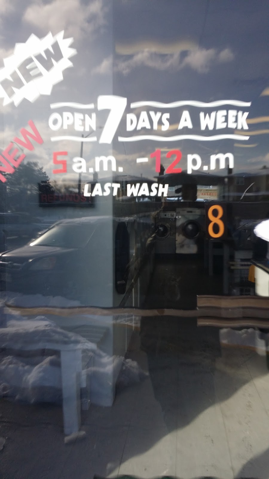 Lionheart Coin Laundry | 4025 Brandon Gate Dr, Mississauga, ON L4T 3R2, Canada | Phone: (416) 825-1748