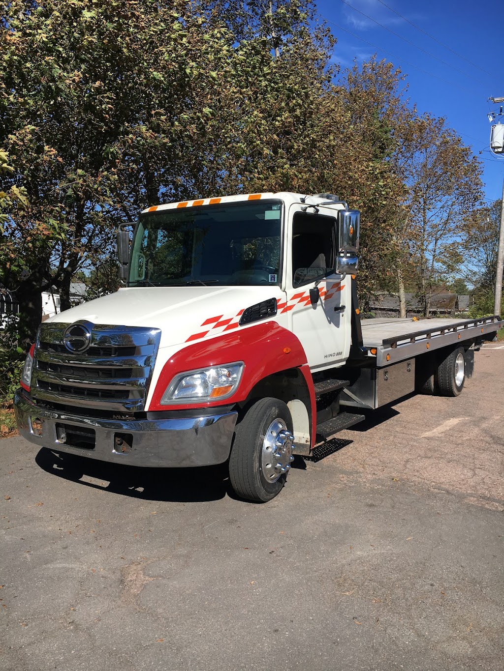 DC Towing | 52 Academy St, Amherst, NS B4H 3J2, Canada | Phone: (902) 669-0919