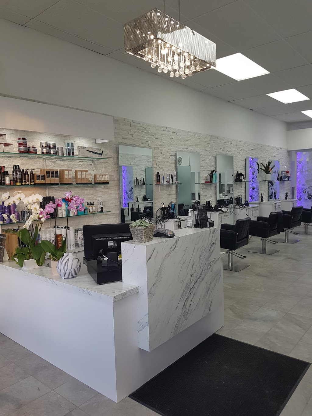 Valley Hair Boutique | 642 Bloor St, Mississauga, ON L5A 3V9, Canada | Phone: (905) 279-3701