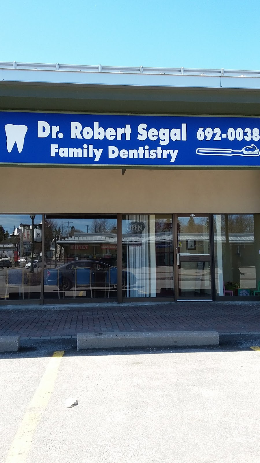 Segal Robert Dr | 1160 Beaverwood Rd, Manotick, ON K4M 1A3, Canada | Phone: (613) 692-0038