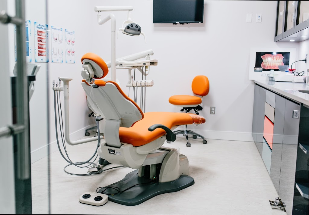 Digital Denture Centre | 5967 168 St #107, Surrey, BC V3S 3X5, Canada | Phone: (604) 372-3301