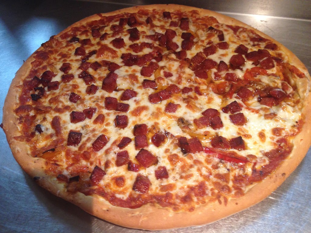 Mama Bravo Pizza & Grill | 475 Grand Boulevard, LÎle-Perrot, QC J7V 4X4, Canada | Phone: (514) 453-5656
