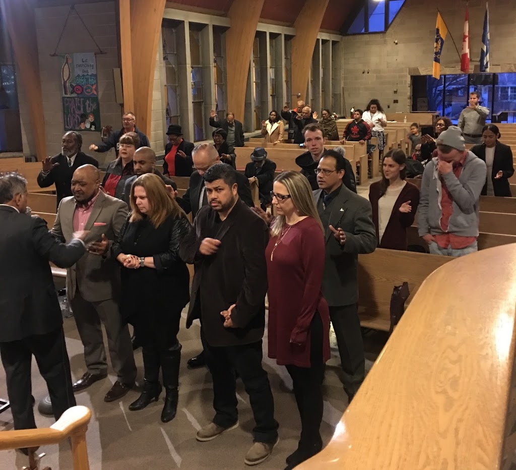 Hamilton Christian Centre | 120 Clarendon Ave, Hamilton, ON L9A 3A5, Canada | Phone: (905) 741-9264